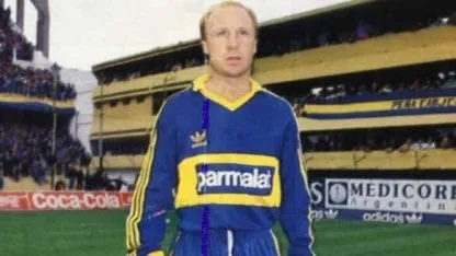 Carlos Mac Allister, con la camiseta de Boca Carlos Mac Allister, con la camiseta de Boca