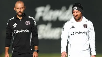 Mascherano confirmó que Messi "está bien" e hizo una revelación sobre el césped sintético