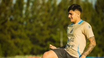 Malas noticias para Scaloni: Santi Castro podría quedar afuera del banco ante Brasil por lesión