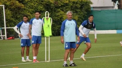 Con la urgencia de ganar, el Decano ya prepara el duelo con Independiente