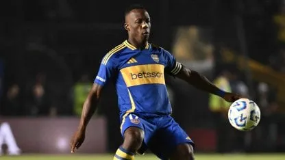 Blondel o Advíncula, la duda de Gago en Boca para recibir a Estudiantes