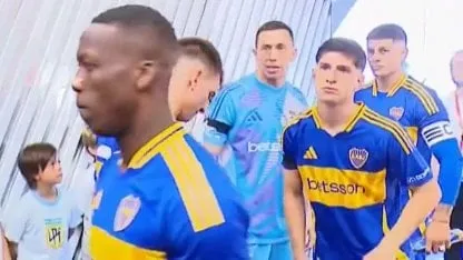 La frase y el gesto de Marchesín que calentaron el Superclásico