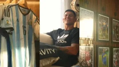 El impactante museo personal de Rojo: cuadros de Boca, camisetas, trofeos y más