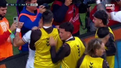 En la primera que tocó, Franco Zapiola abrió el marcador ante San Lorenzo por las semifinales del Apertura