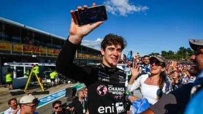 El mensaje de Colapinto a los fanáticos argentinos que fueron a apoyarlo a Imola