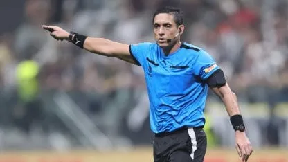 El mal recuerdo de River con el árbitro Valenzuela en Copa Libertadores