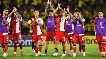 River saluda tras el triunfo ante Barcelona en Guayaquil