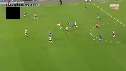 El golazo de Maher Carrizo para que Vélez descuente ante River