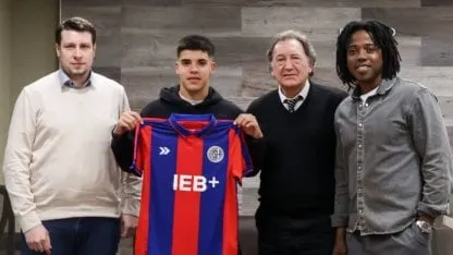 El jugador de la Reserva que firmó su primer contrato y podría debutar en el Clausura