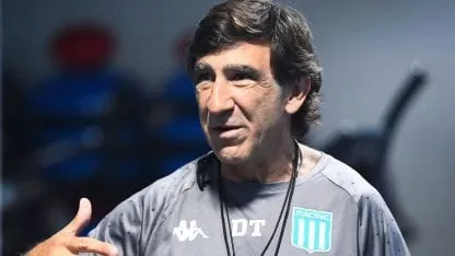 Costas, sobre la posible salida de Salas y ¿palito a River?: "Que no nos traten de desunir"