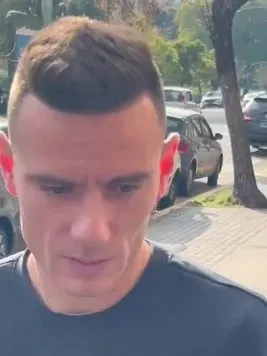 La llegada de Braida a la revisión médica (@EzePolanco)