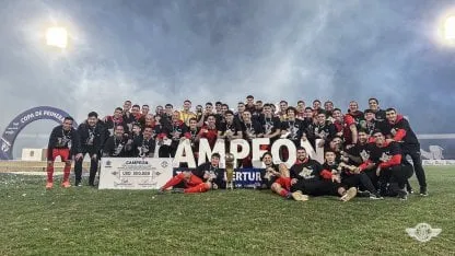 Qué tiene Libertad, el rival de River: DT argentino, dos goleadores históricos y reciente campeón