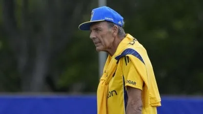 Russo, sobre el debut de Boca ante Benfica: "Tampoco podemos meternos atrás"