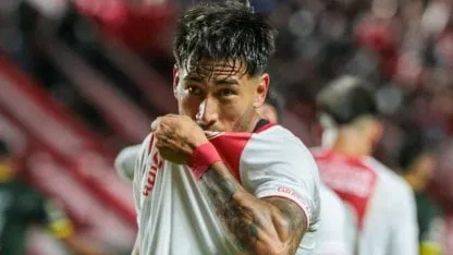 Román Vega - Argentinos Juniors - festejo de gol Román Vega - Argentinos Juniors - festejo de gol