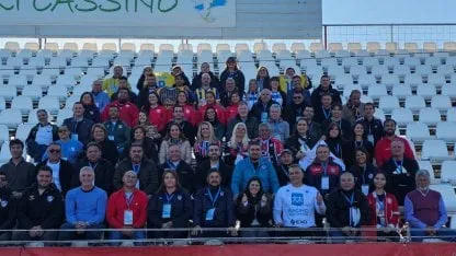 El fútbol une a pesar de las rivalidades