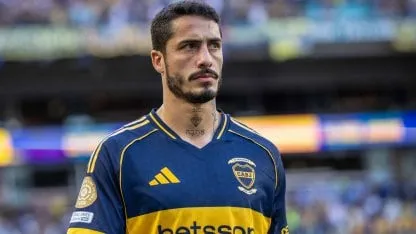 Figal le dio la bienvenida a Paredes y fue autocrítico con su rendimiento en Boca