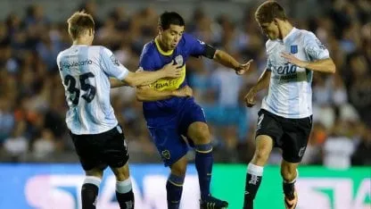La amplía diferencia de Boca en el historial contra Racing, con la deuda en la era Riquelme