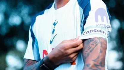 Cuti Romero, capitán del Tottenham