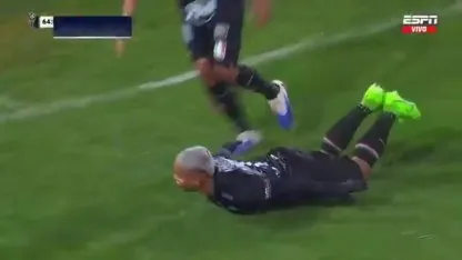 El gol de Michael Barrios para Once Caldas frente a Huracán (1-2) El gol de Michael Barrios para Once Caldas frente a Huracán (1-2)