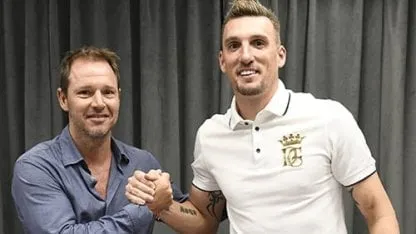 La historia secreta de cómo llegó Armani a River que reveló Brito La historia secreta de cómo llegó Armani a River que reveló Brito