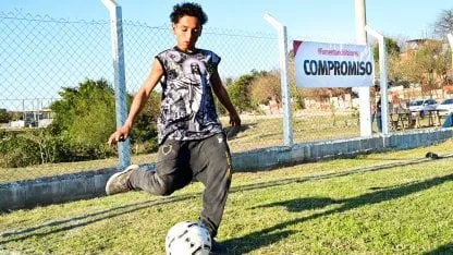 River inaugura una escuelita de fútbol y valores en Paraná