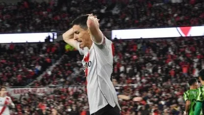 Euforia en el precipicio: un River estresado cerca del papelón y lejos del fútbol