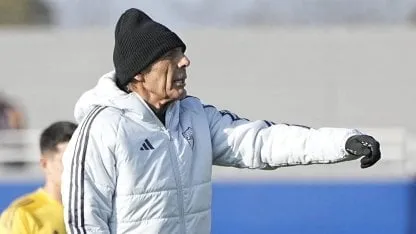 Sin Cavani y con cambios de último momento, el ofensivo once de Boca que paró Russo