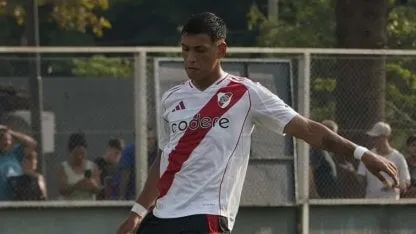 Quién es el inesperado central que puede jugar en River vs. Libertad