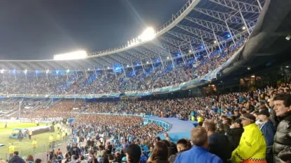 En medio de la euforia, el hincha pidió más: "El domingo tenemos que ganar"