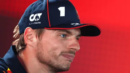 Verstappen, acerca de su futuro: “Me gustaría pilotar para Ferrari”