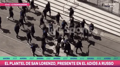 Los planteles de San Lorenzo, Barracas y Rosario Central ya despidieron a Miguel Ángel Russo Los planteles de San Lorenzo, Barracas y Rosario Central ya despidieron a Miguel Ángel Russo