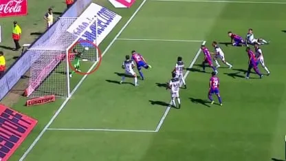 Dos polémicas en San Lorenzo vs. San Martín (SJ): ¿gol y penal no cobrados? Dos polémicas en San Lorenzo vs. San Martín (SJ): ¿gol y penal no cobrados?