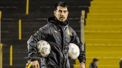 Gracián, respecto a la posibilidad de dirigir Boca en un futuro: "Es un objetivo en mi carrera"