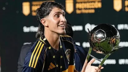 Boca rechazó dos ofertas de préstamo por Mendía y analiza retenerlo Boca rechazó dos ofertas de préstamo por Mendía y analiza retenerlo