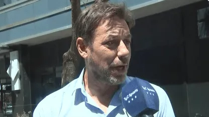 Costantino desmintió una charla con Riquelme y aseguró: "Cuello se queda" Costantino desmintió una charla con Riquelme y aseguró: "Cuello se queda"