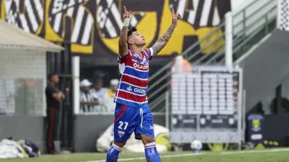 Cómo es el presente de Adam Bareiro, el 9 que quiere Boca Cómo es el presente de Adam Bareiro, el 9 que quiere Boca