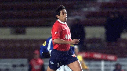 Murió Claudio Yerbatero González, histórico delantero del fútbol argentino Murió Claudio Yerbatero González, histórico delantero del fútbol argentino