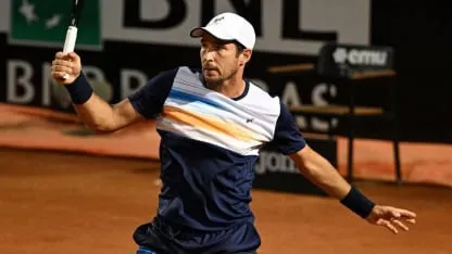 Lajovic se llevó por delante una mampara y sufrió un traumatismo de cráneo en Chile