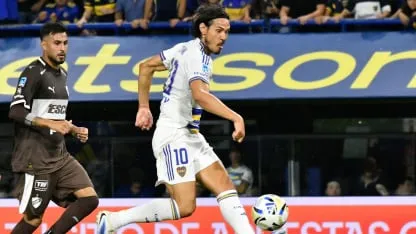 El gol errado de Cavani en su regreso de la lesión El gol errado de Cavani en su regreso de la lesión