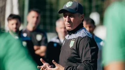 Banfield levantó todas las inhibiciones y cerró cuatro incorporaciones