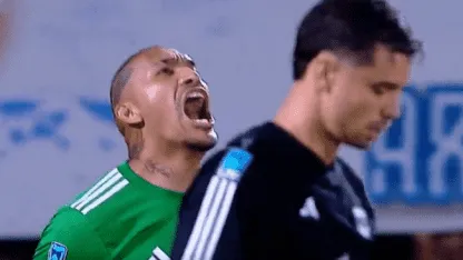 El grosero error de Arce que le permitió empatar a Cuello