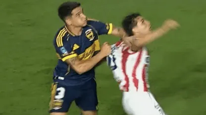 "El balón es jugado notoriamente hacia atrás": el audio del VAR del polémico gol de Boca ante Unión