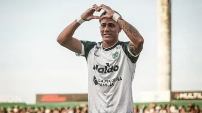 Junior Marabel, el inesperado goleador del fútbol argentino y Sarmiento Junior Marabel, el inesperado goleador del fútbol argentino y Sarmiento