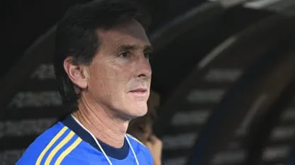 Úbeda, entre el "profesionalismo" de Cavani y las "evidencias" de fallos perjuidiciales contra Boca