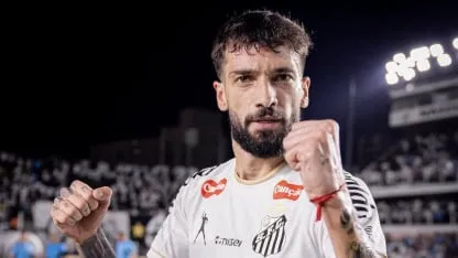 Racing busca gol en Brasil: negocia por un delantero del Santos