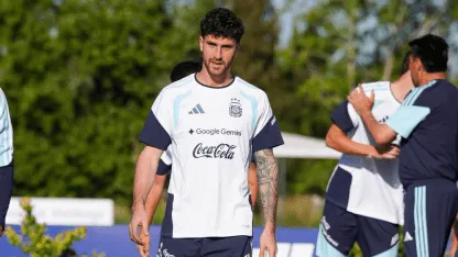 Las alternativas que tiene Scaloni para reemplazar a Balerdi