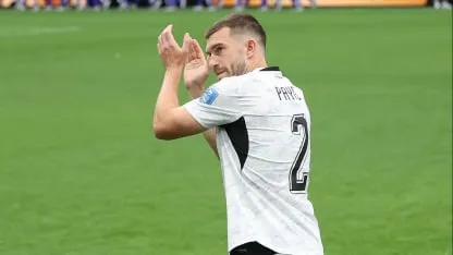 Primer impacto de Tim Payne en el Mundial: asistencia para el gol de Nueva Zelanda Primer impacto de Tim Payne en el Mundial: asistencia para el gol de Nueva Zelanda