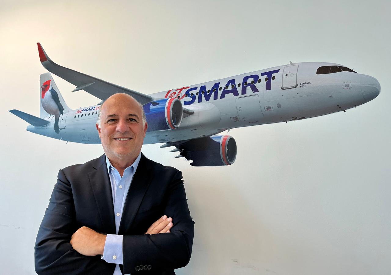 federico-petazzi-gerente-comercial-jetsmart-argentina-1