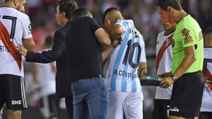 Centurión gozó con la eliminación del Chacho Coudet: risas y "todo vuelve" Centurión gozó con la eliminación del Chacho Coudet: risas y "todo vuelve"